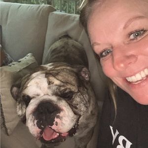 Meet your Posher, Ashley